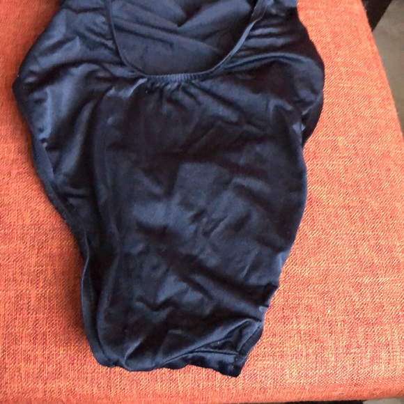 Bathing suit - Picture 2 of 4